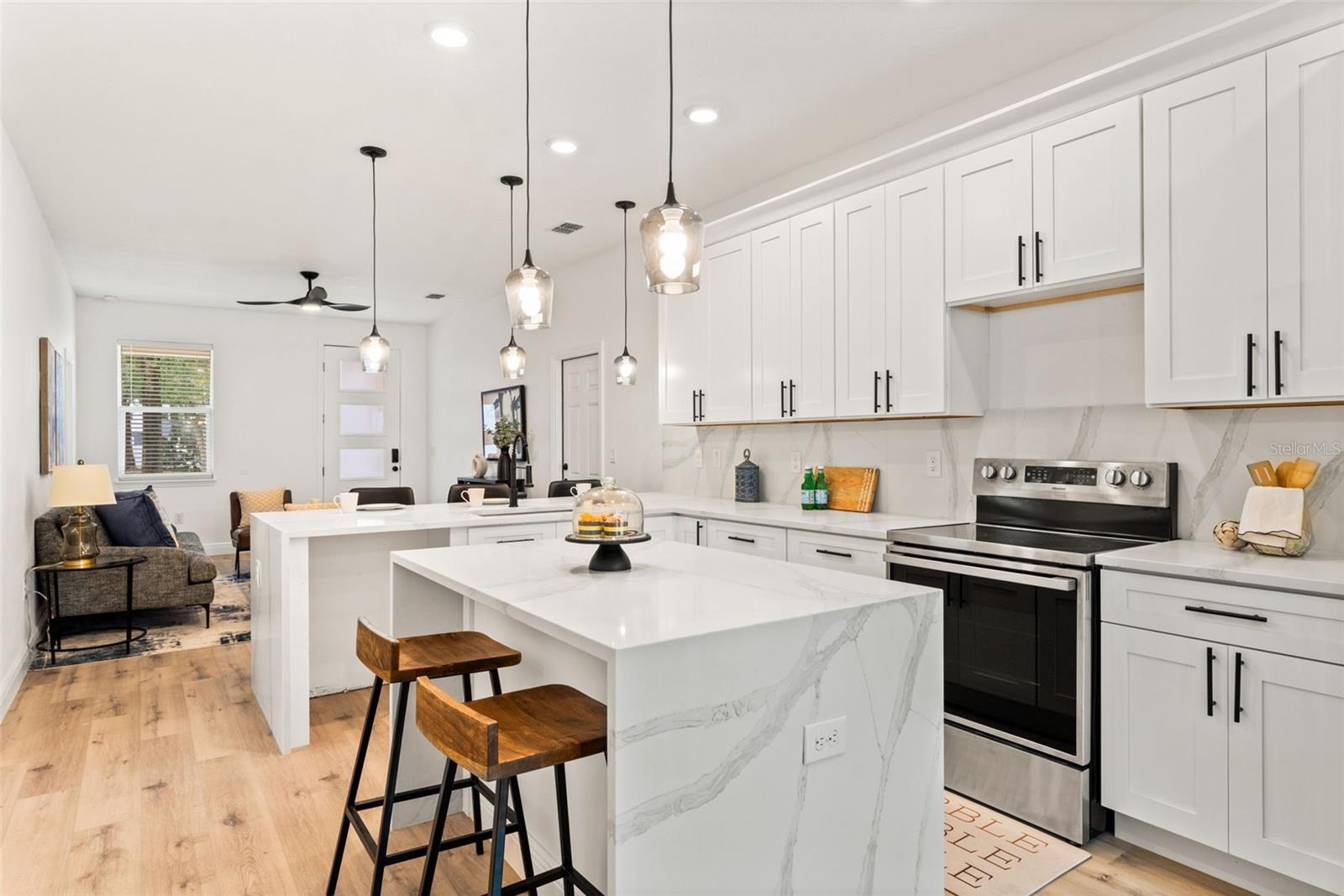 TUXEDO PARK - Residential