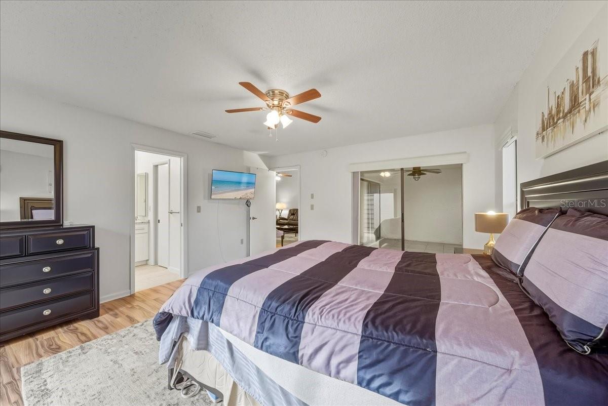 CENTER GATE ESTATE VILL 4 - Residential