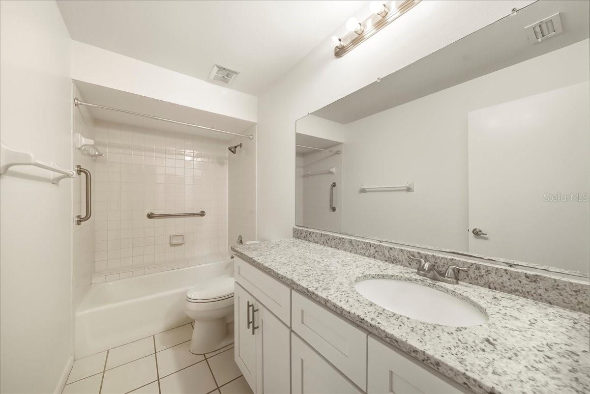 CENTER GATE ESTATE VILL 4 - Residential