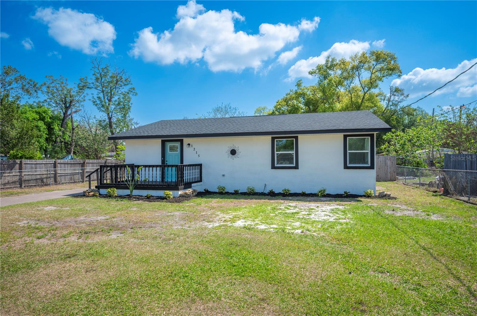 NOT IN A SUBDIVISON - Residential