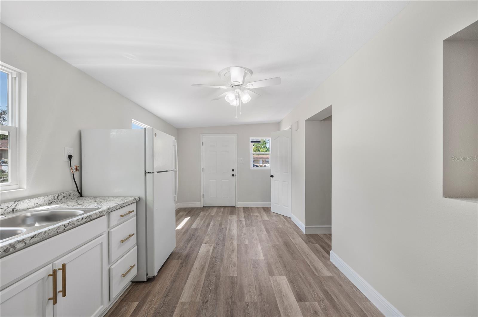 NOT IN A SUBDIVISON - Residential