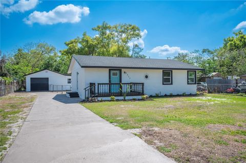 Photo of 1215 El Camino Road, Lakeland, FL 33805 (MLS # TB8491365)