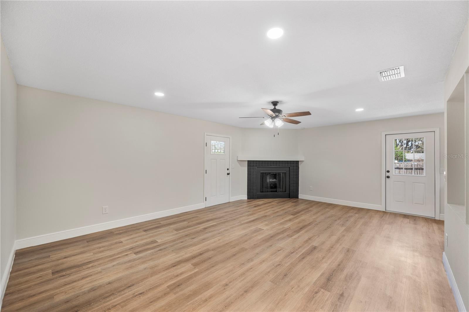 NOT IN A SUBDIVISON - Residential