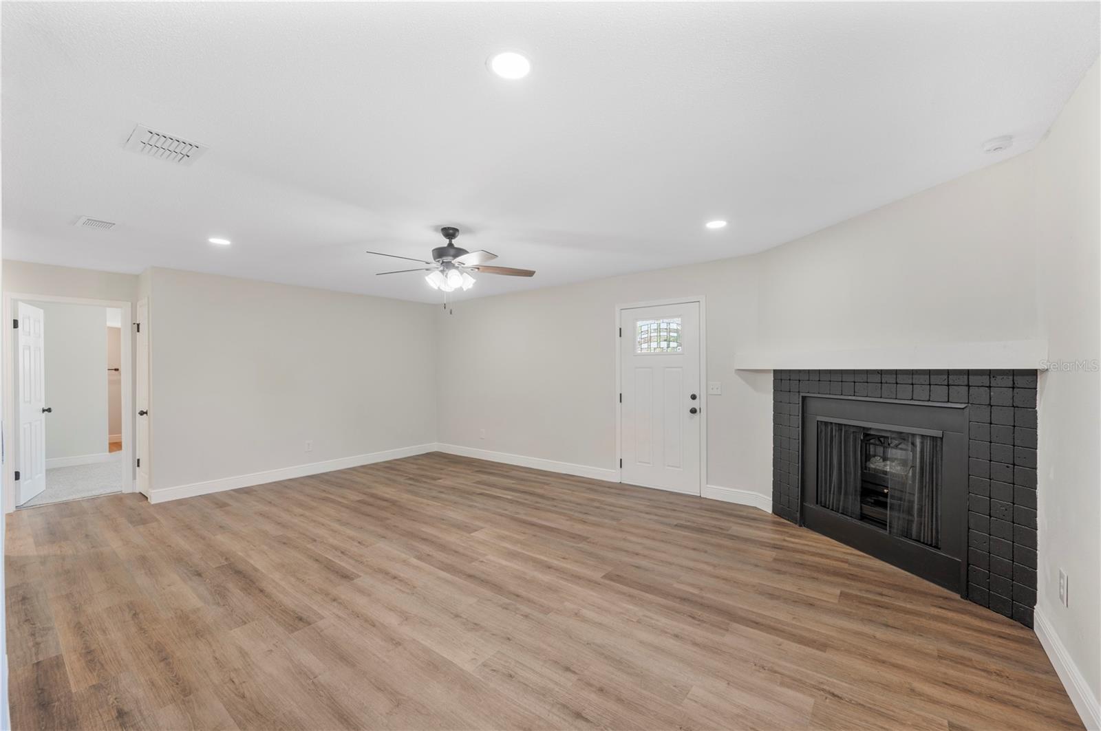 NOT IN A SUBDIVISON - Residential