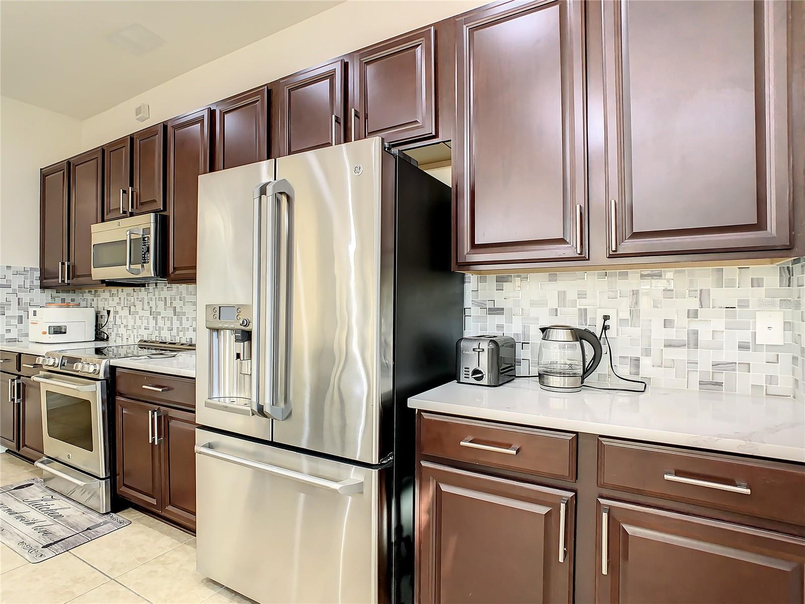 EAGLE CRK PH 01 VILLAGE G - Residential Lease