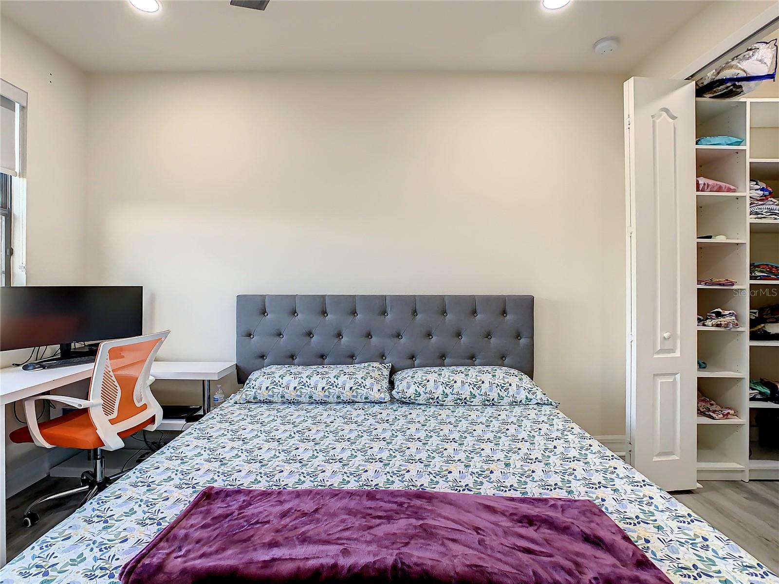 EAGLE CRK PH 01 VILLAGE G - Residential Lease