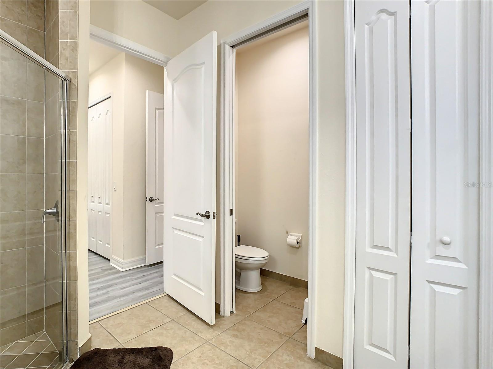 EAGLE CRK PH 01 VILLAGE G - Residential Lease