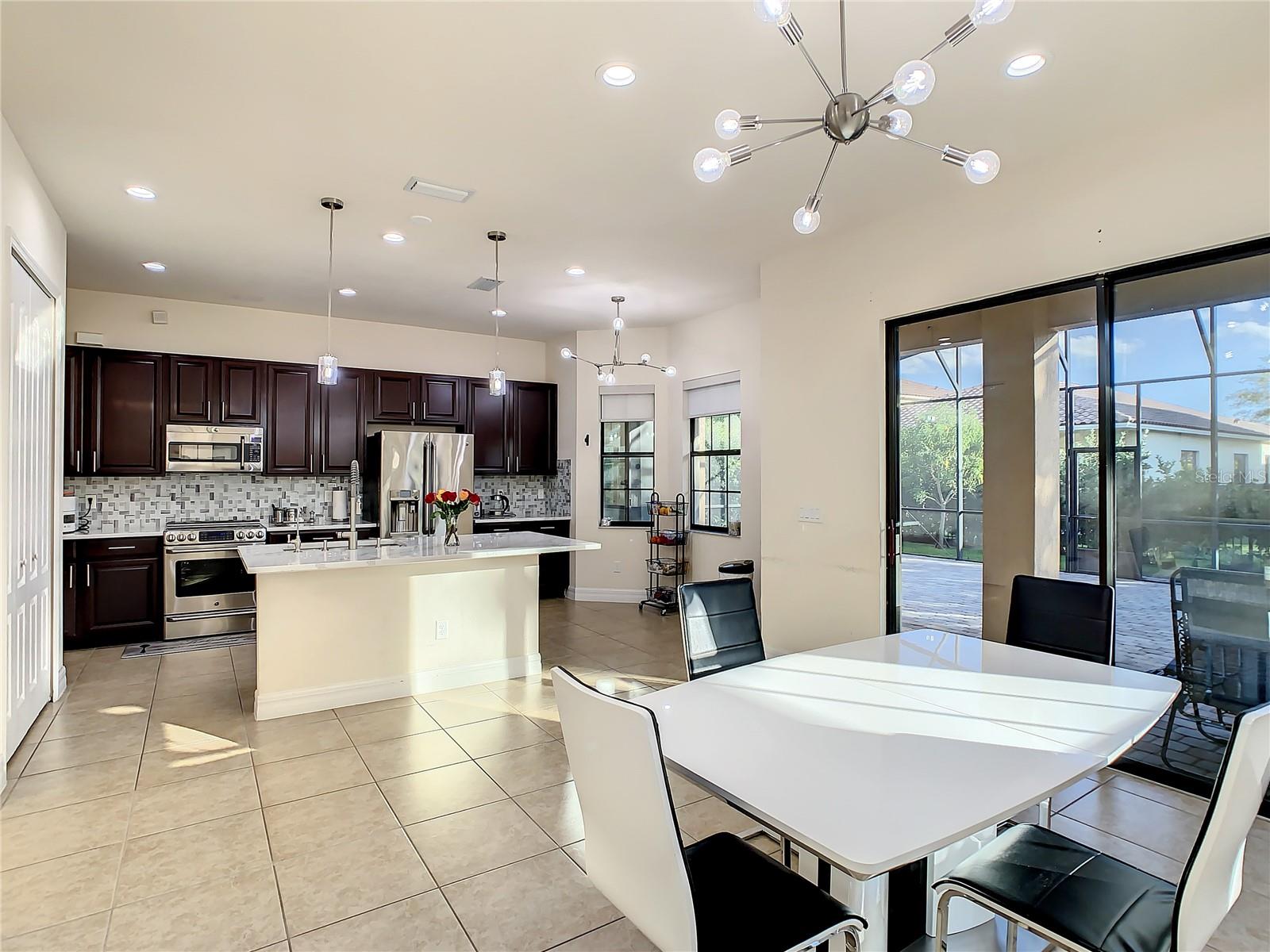 EAGLE CRK PH 01 VILLAGE G - Residential Lease