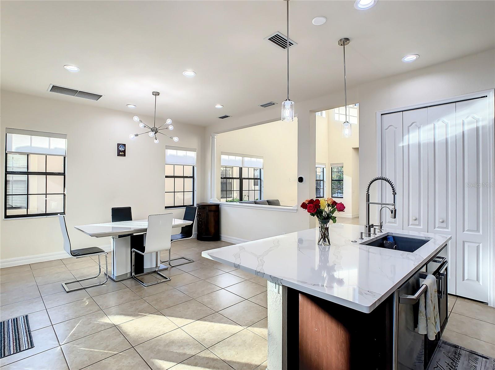 EAGLE CRK PH 01 VILLAGE G - Residential Lease