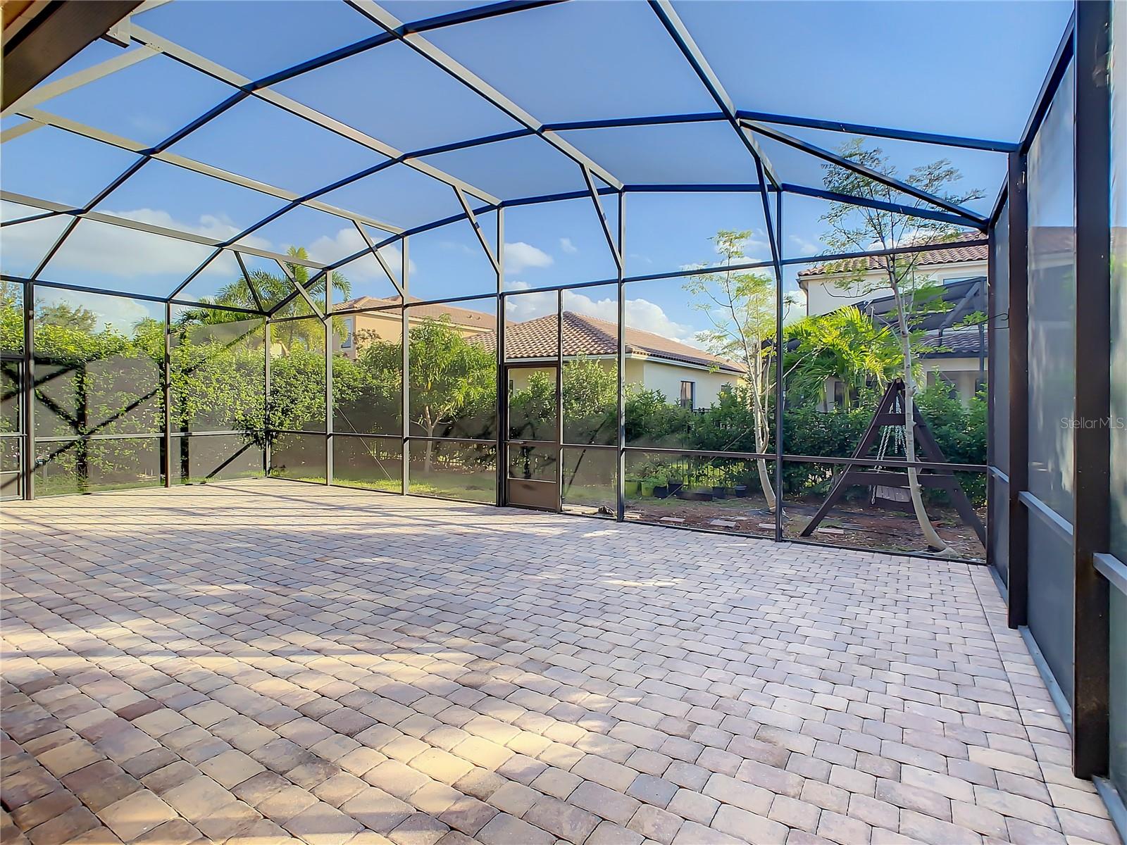 EAGLE CRK PH 01 VILLAGE G - Residential Lease
