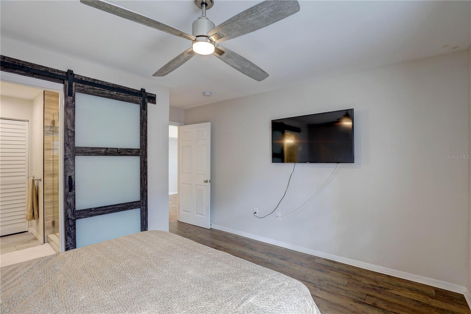 LAKE CHASE CONDO - Residential