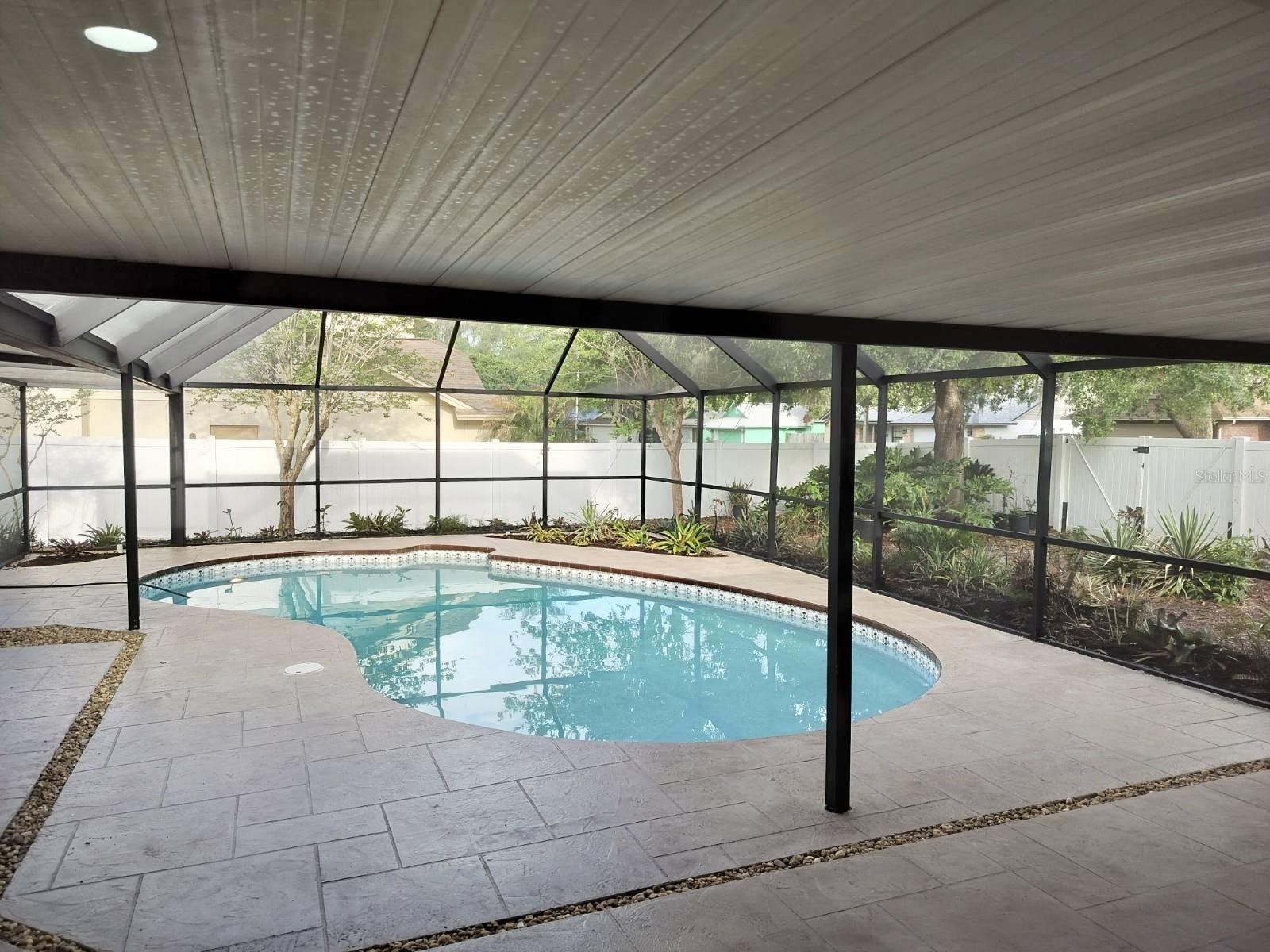 BLOOMINGDALE OAKS - Residential