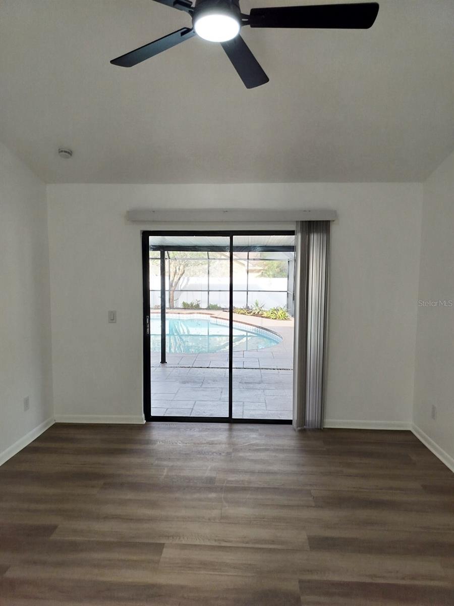 BLOOMINGDALE OAKS - Residential