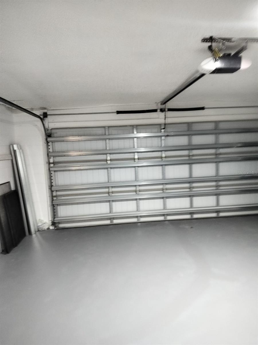 BLOOMINGDALE OAKS - Residential