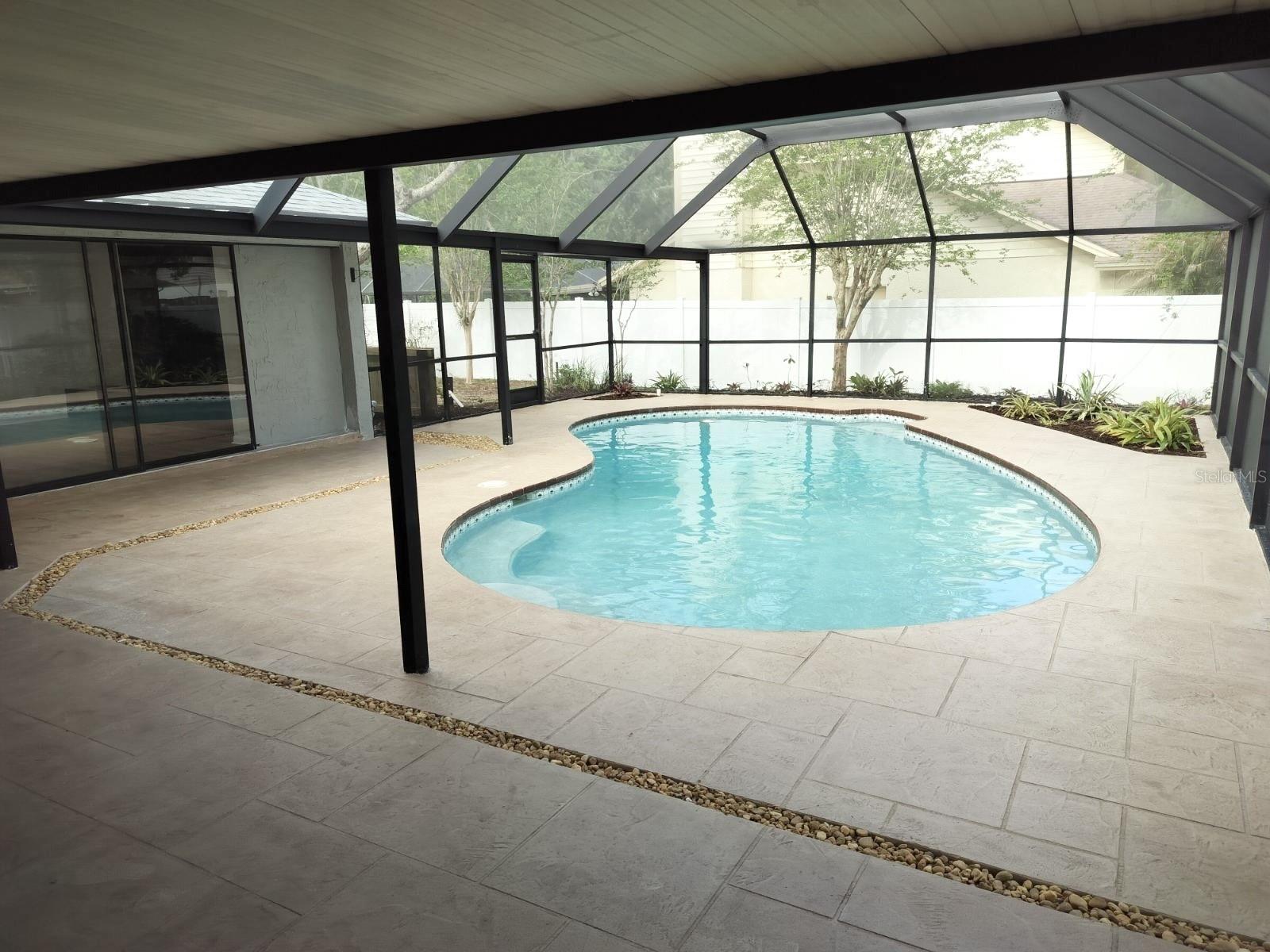 BLOOMINGDALE OAKS - Residential