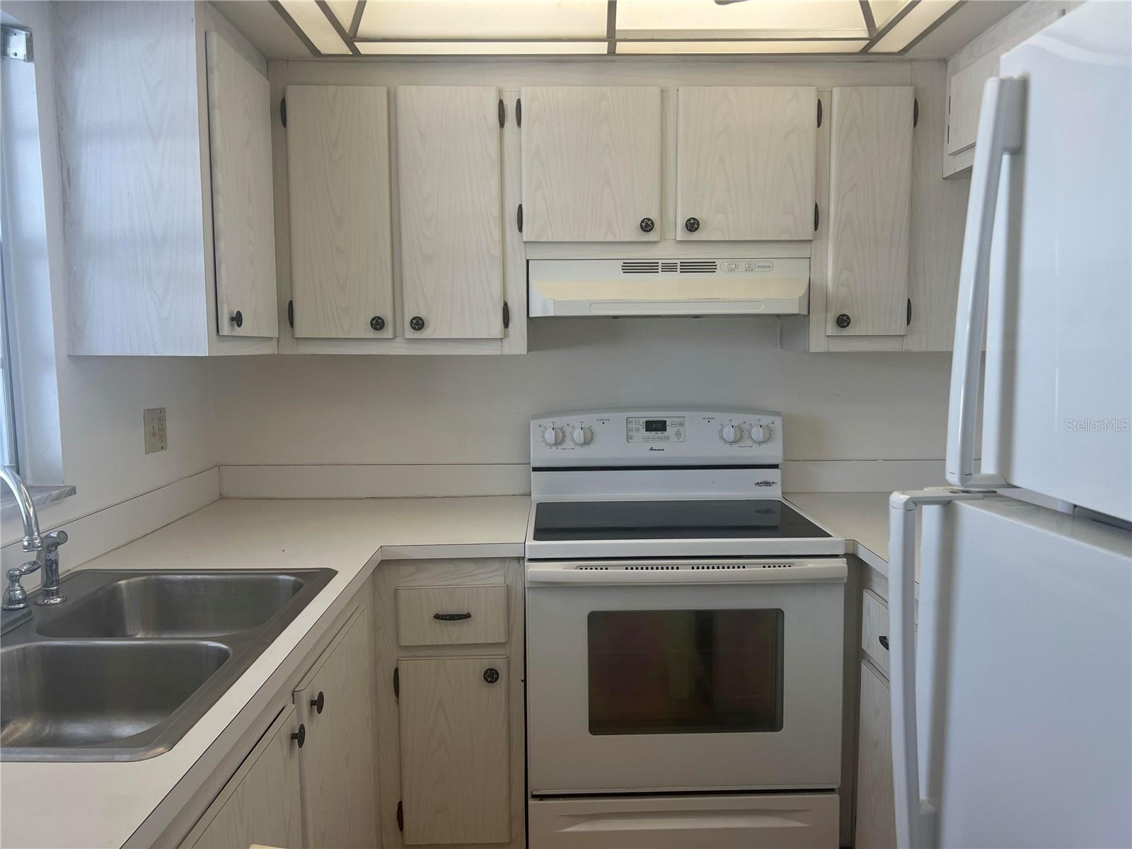 BURGUNDY UNIT ONE - Residential