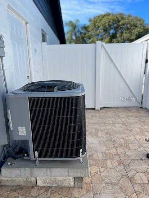 ORANGE ESTATES - Residential