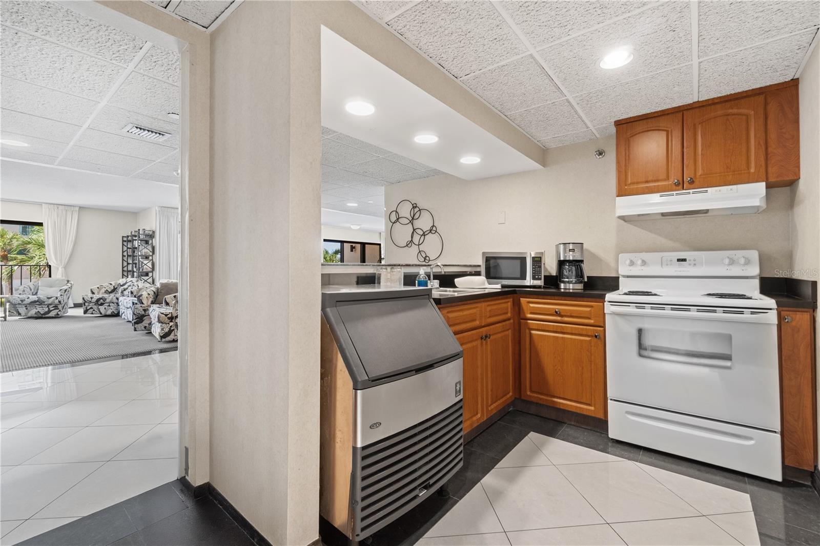 SAND KEY CONDO-SOUTH BEACH - Residential