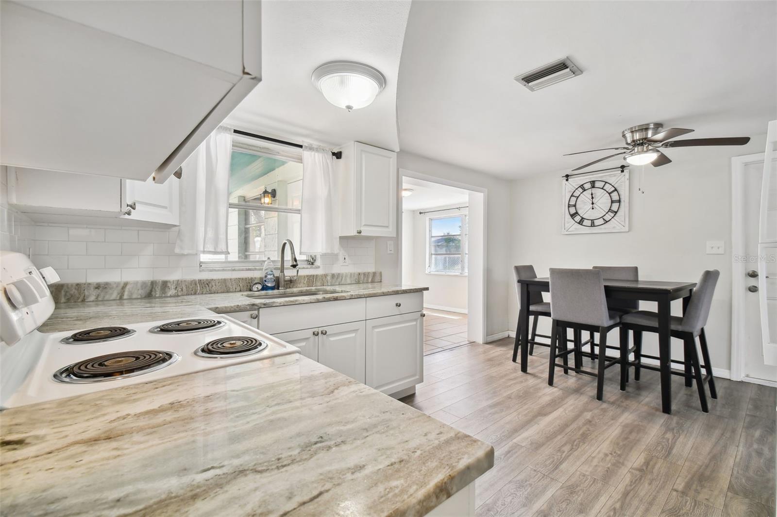 HOLIDAY LAKE ESTATES - Residential