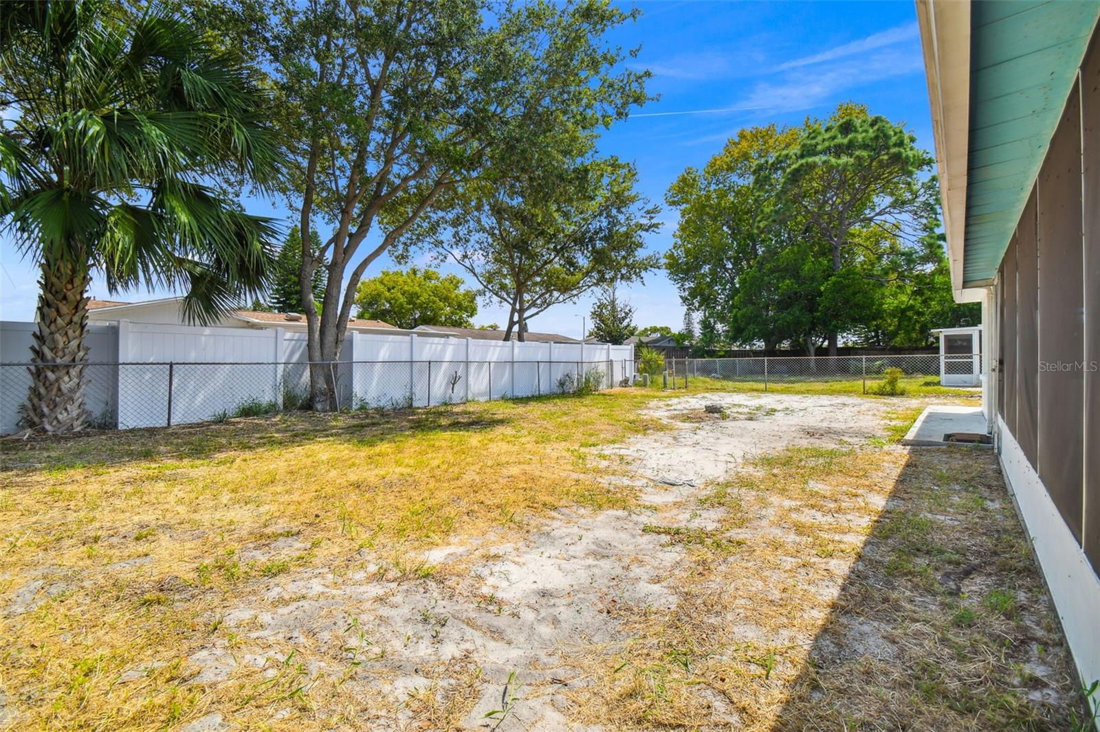 HOLIDAY LAKE ESTATES - Residential