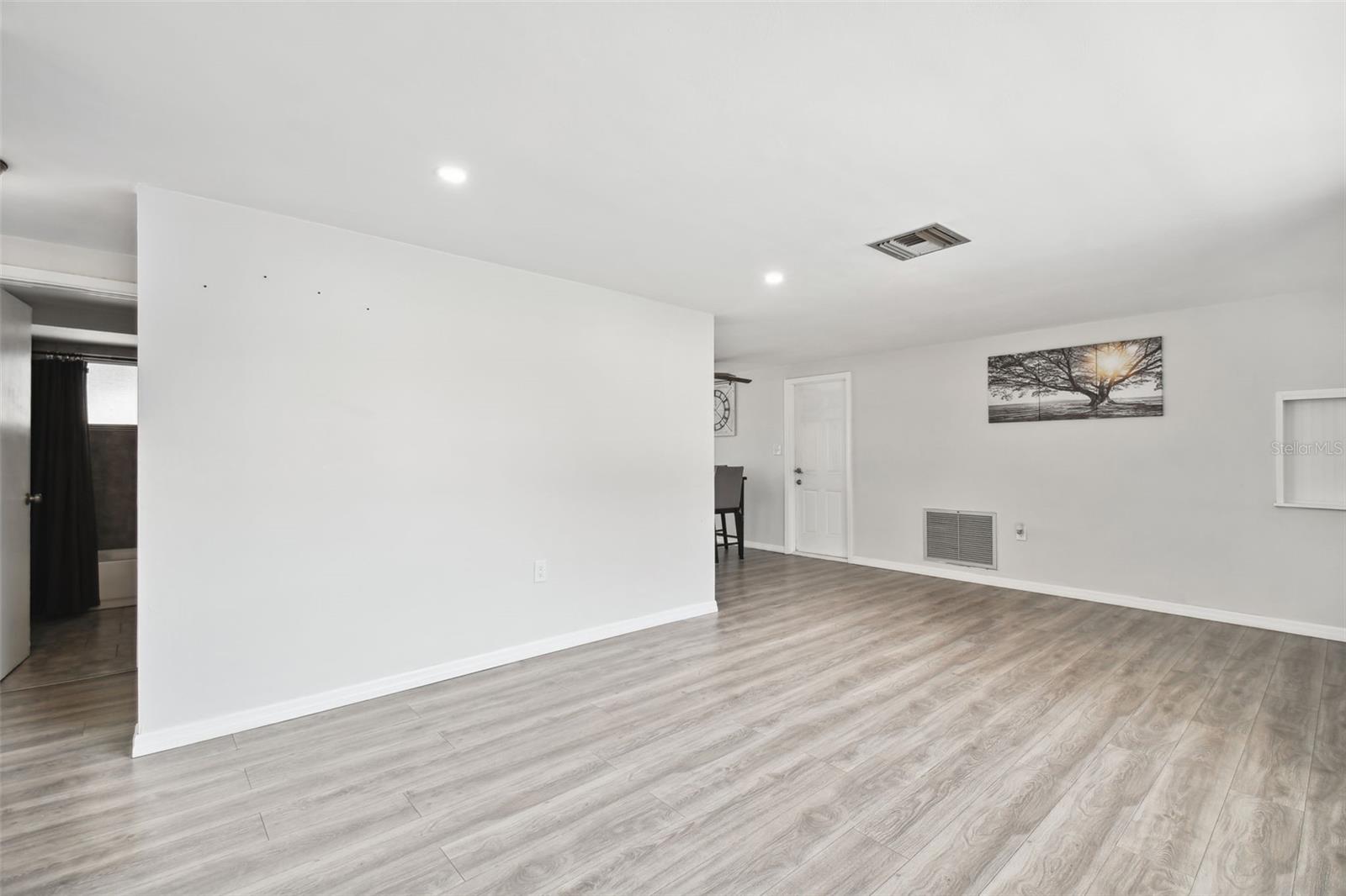 HOLIDAY LAKE ESTATES - Residential