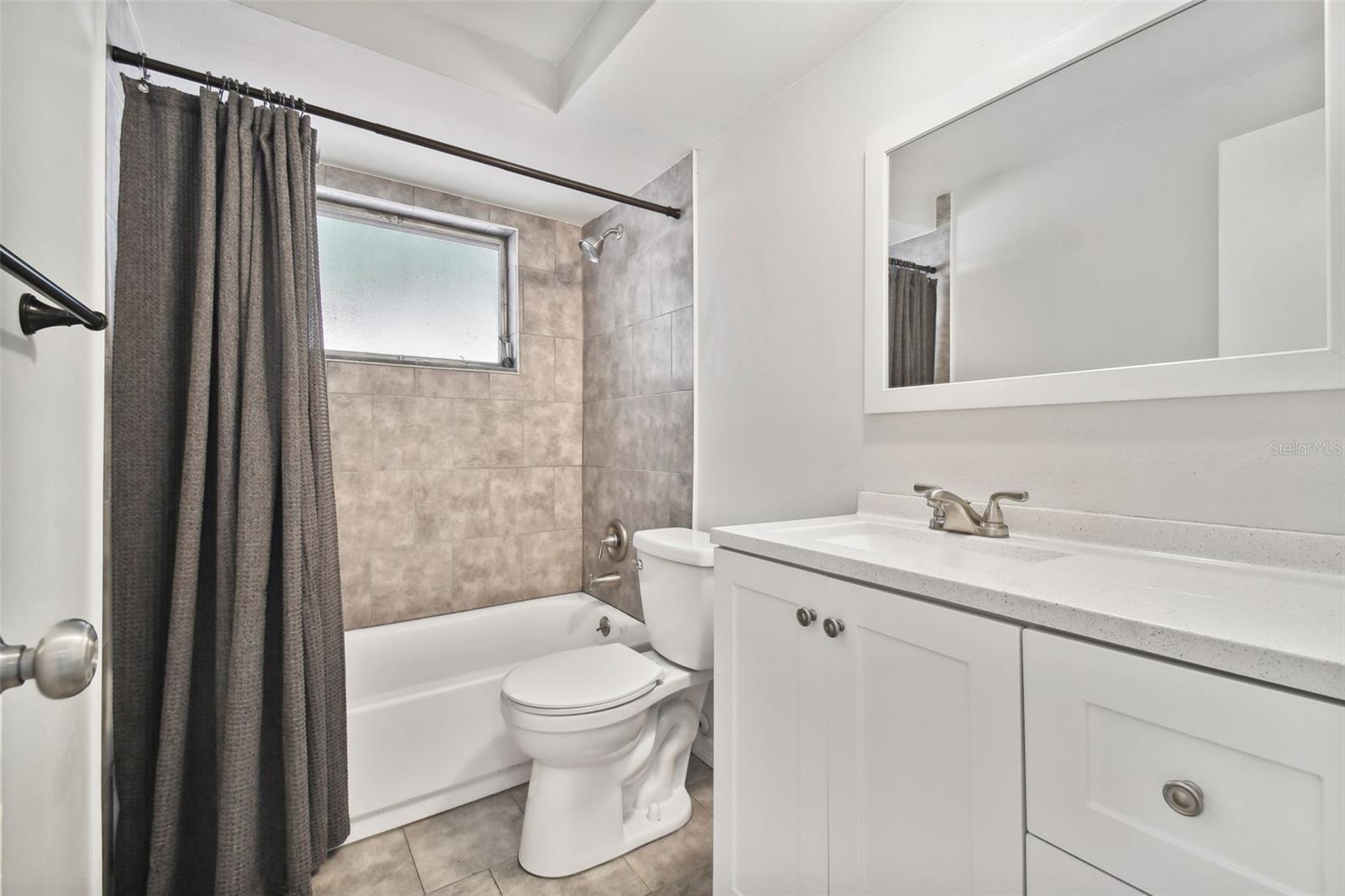 HOLIDAY LAKE ESTATES - Residential