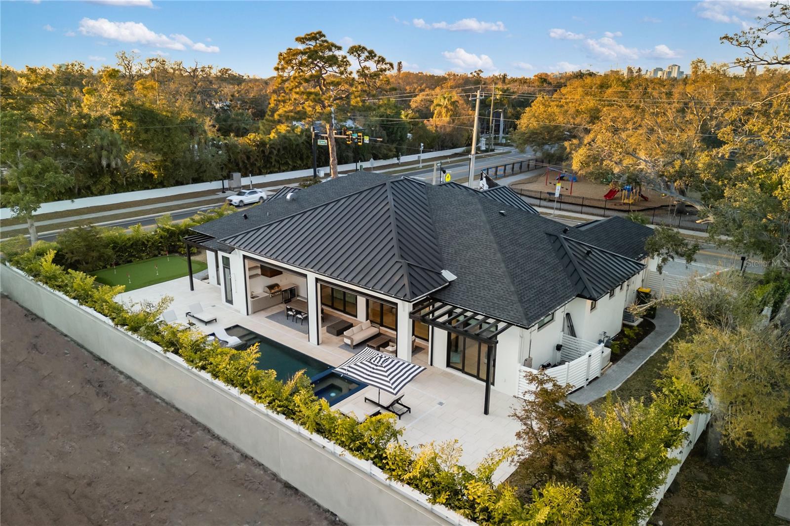 POINSETTIA PARK 2 - Residential