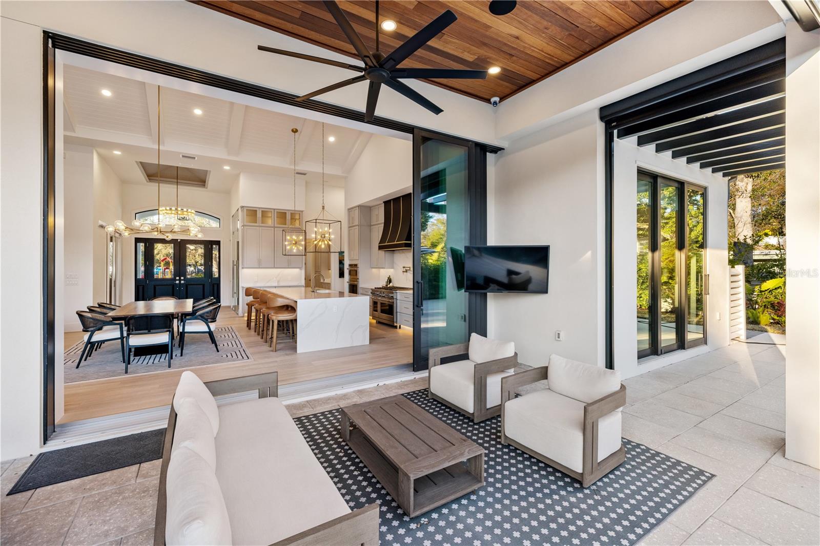 POINSETTIA PARK 2 - Residential