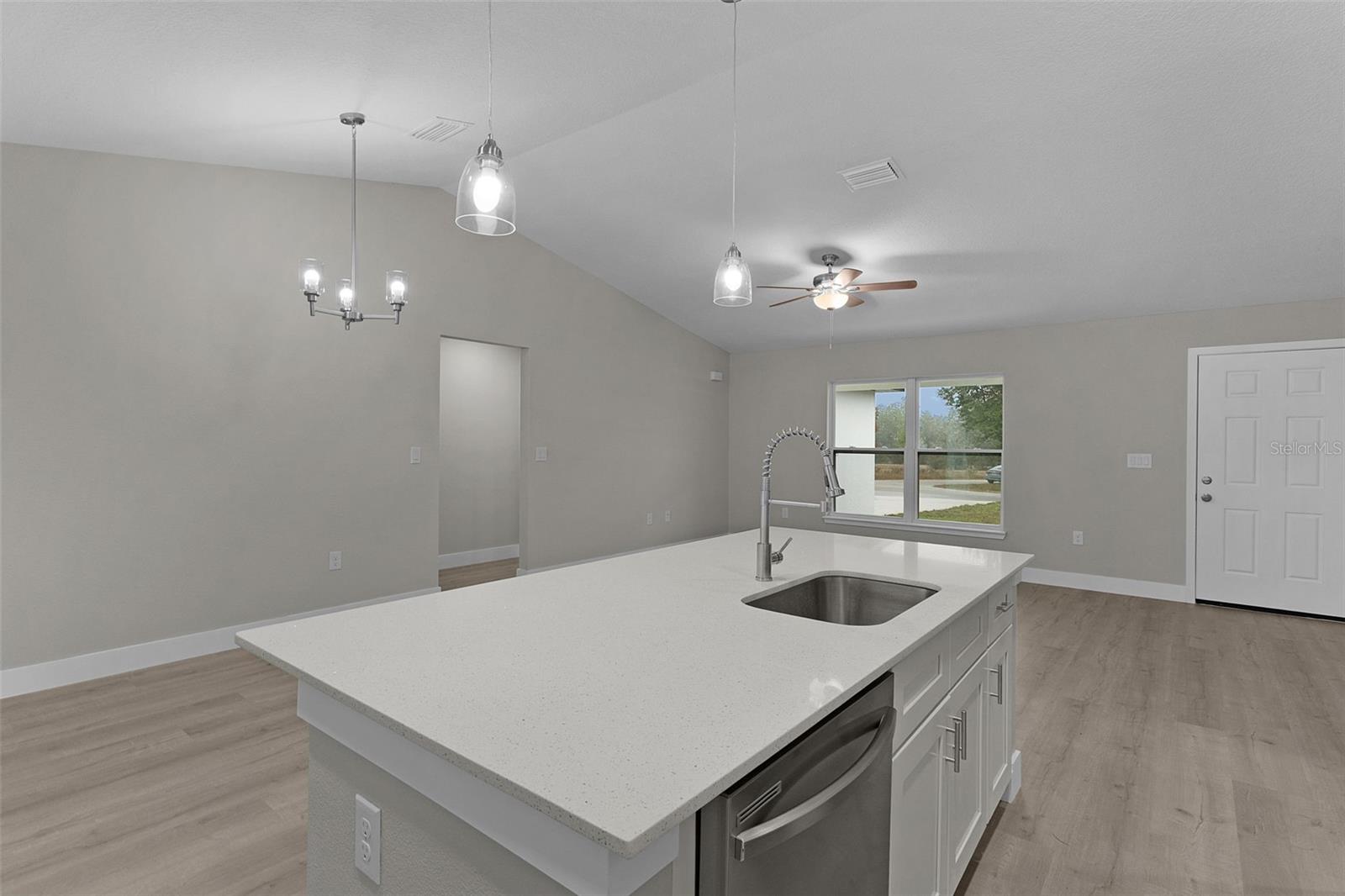 SILVER SPGS SHORES UN 31 - Residential