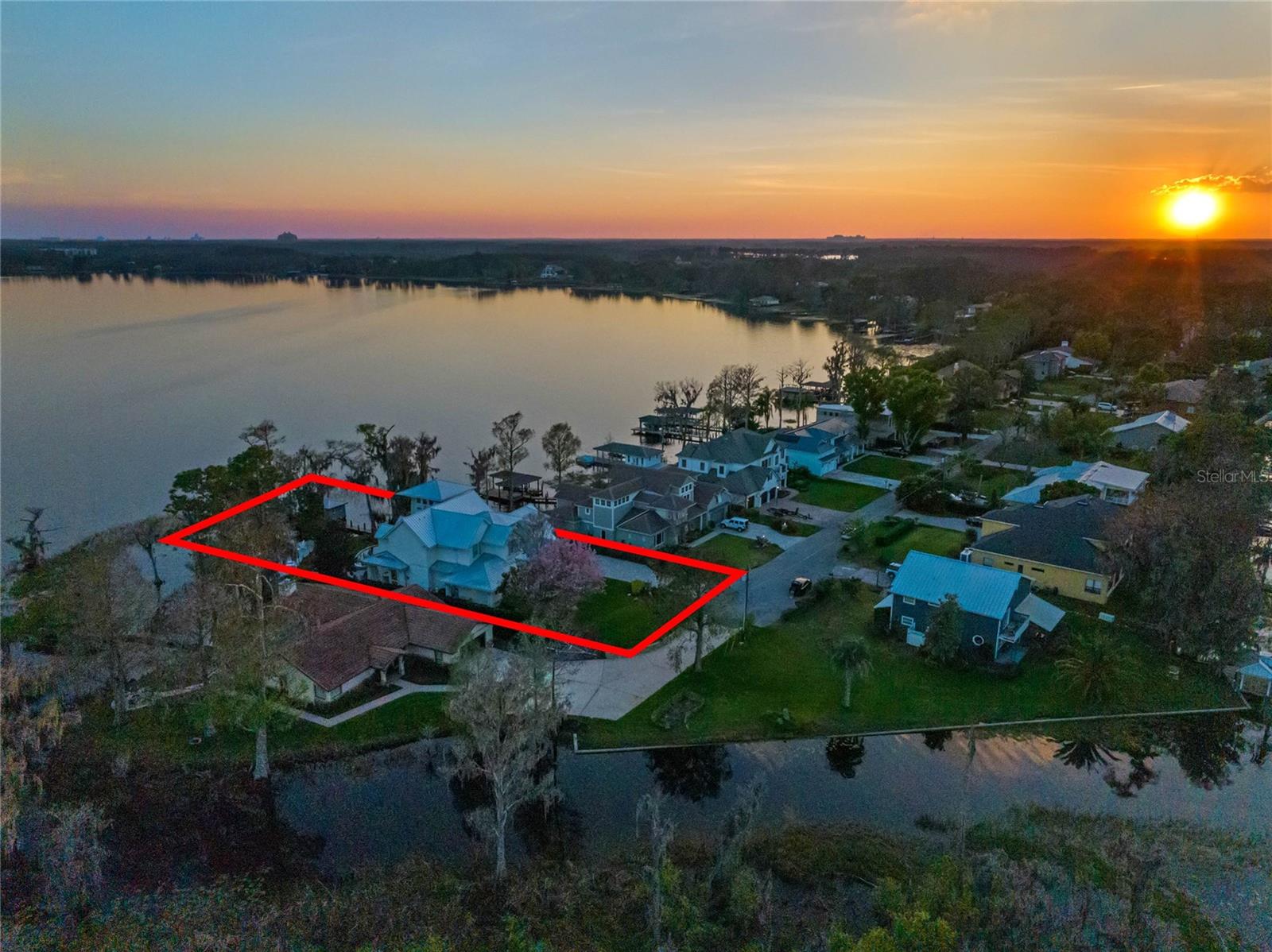 CYPRESS SHORES - - Residential