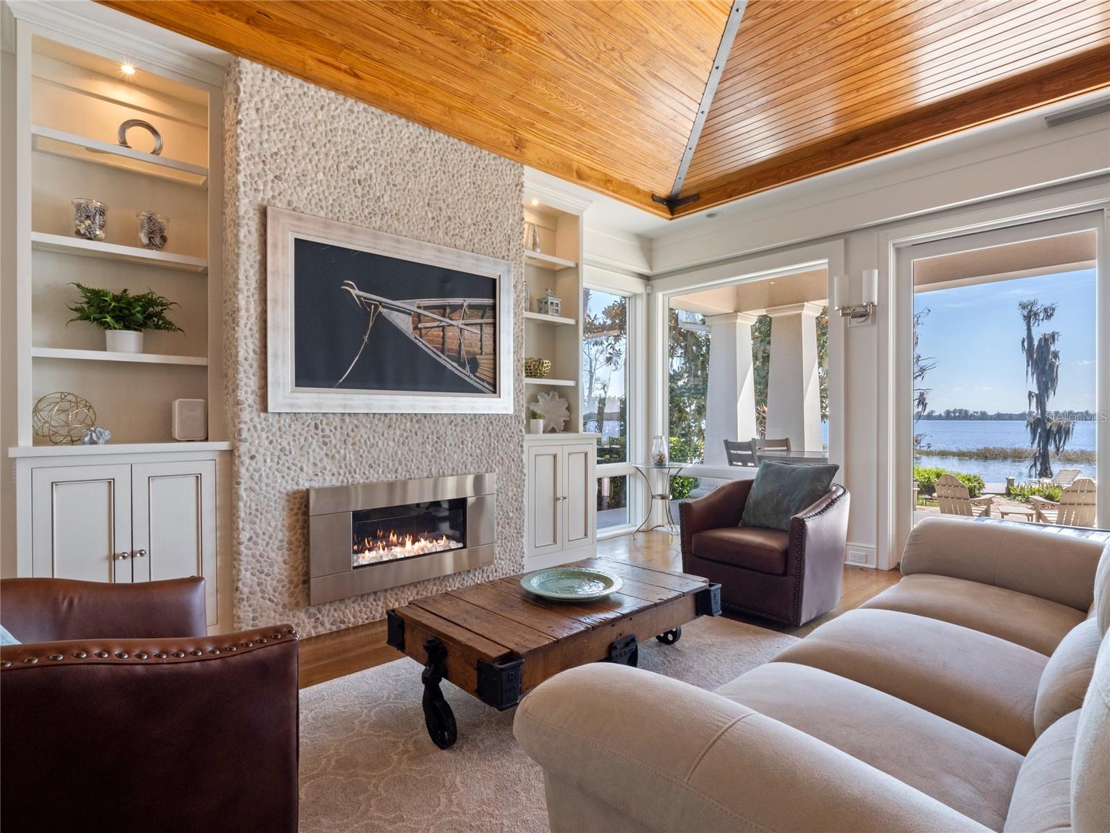 CYPRESS SHORES - - Residential