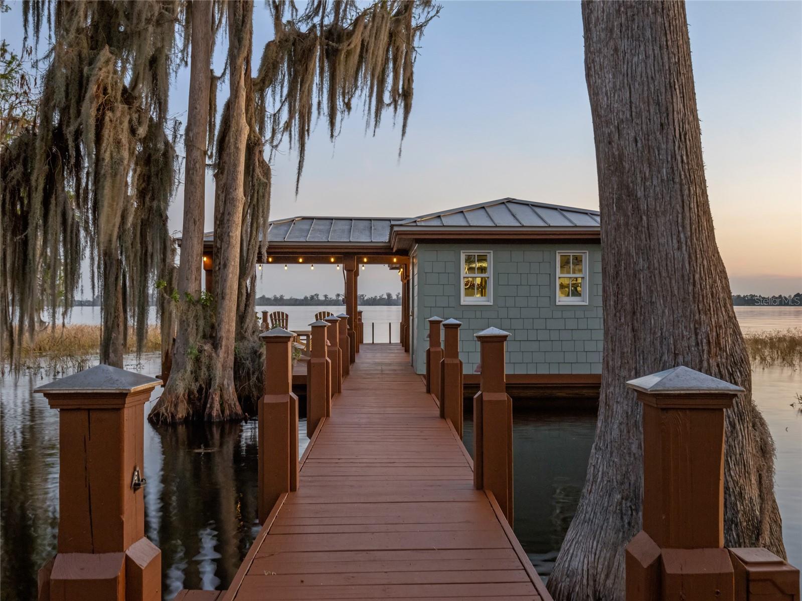 CYPRESS SHORES - - Residential