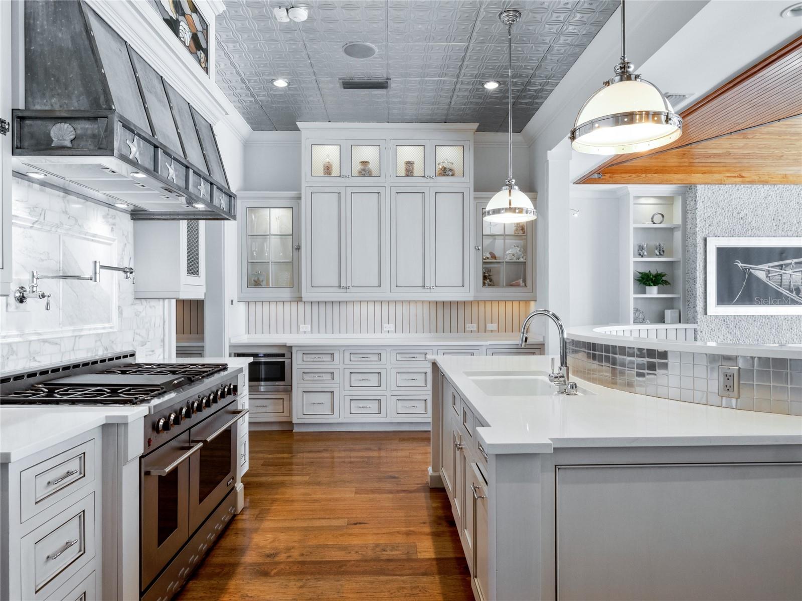 CYPRESS SHORES - - Residential