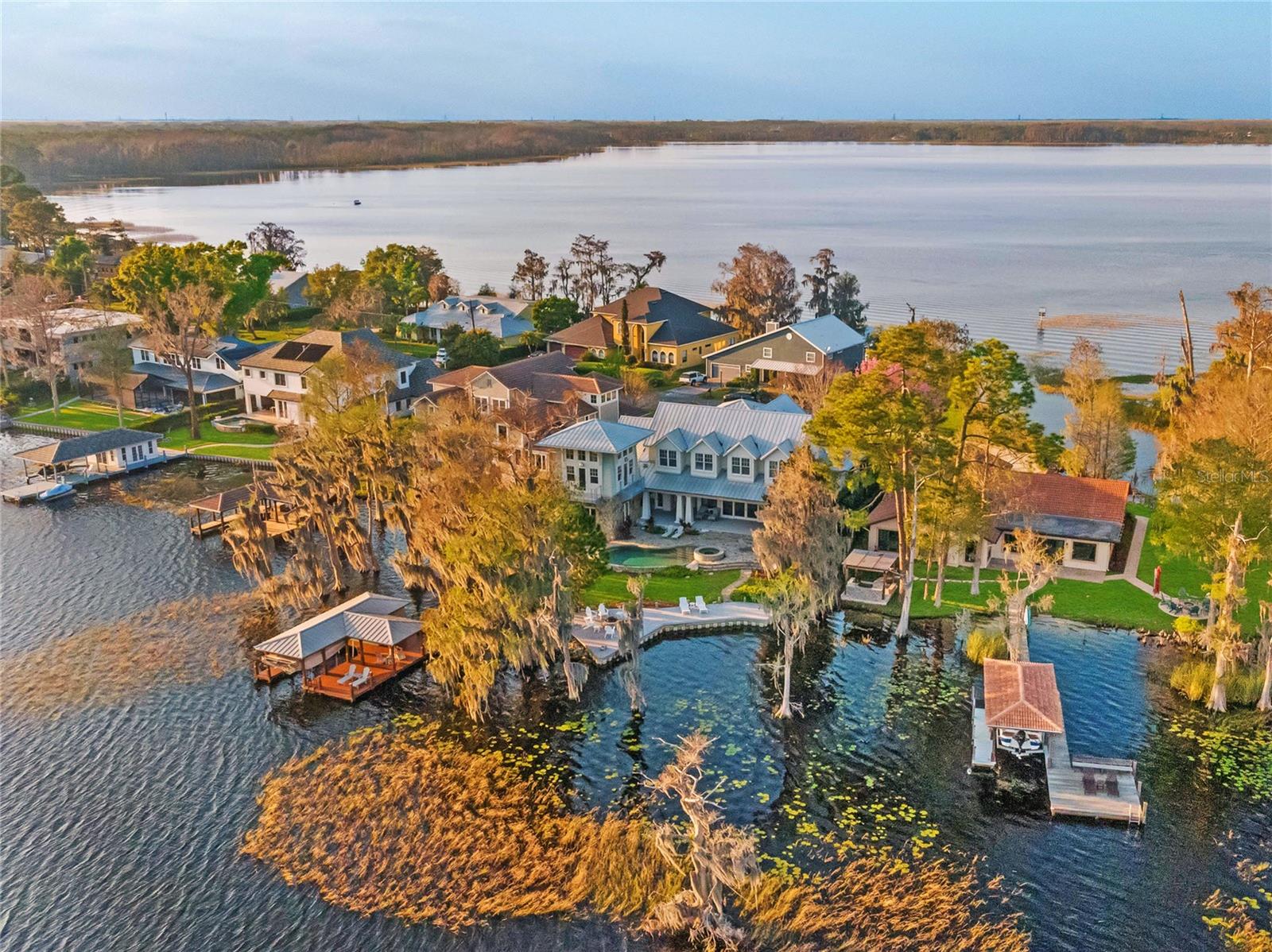 CYPRESS SHORES - - Residential