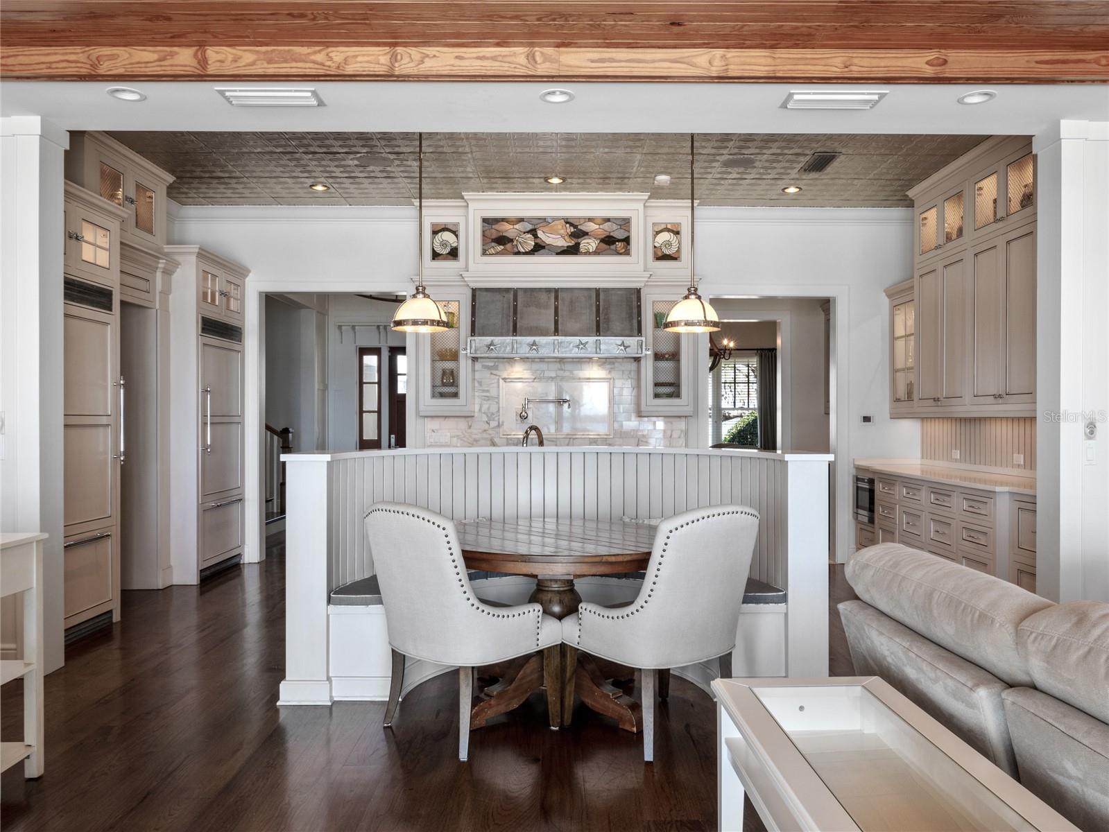 CYPRESS SHORES - - Residential