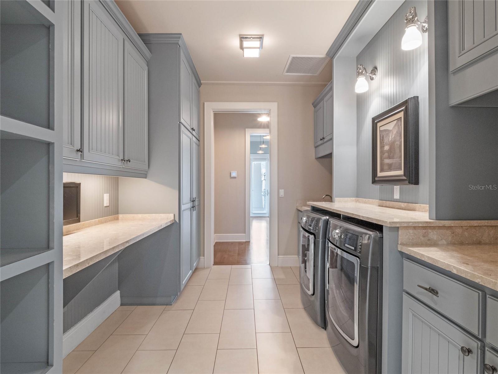 CYPRESS SHORES - - Residential