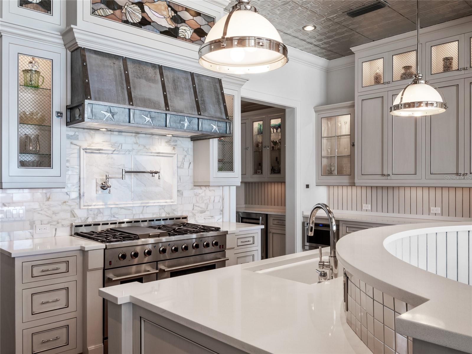 CYPRESS SHORES - - Residential