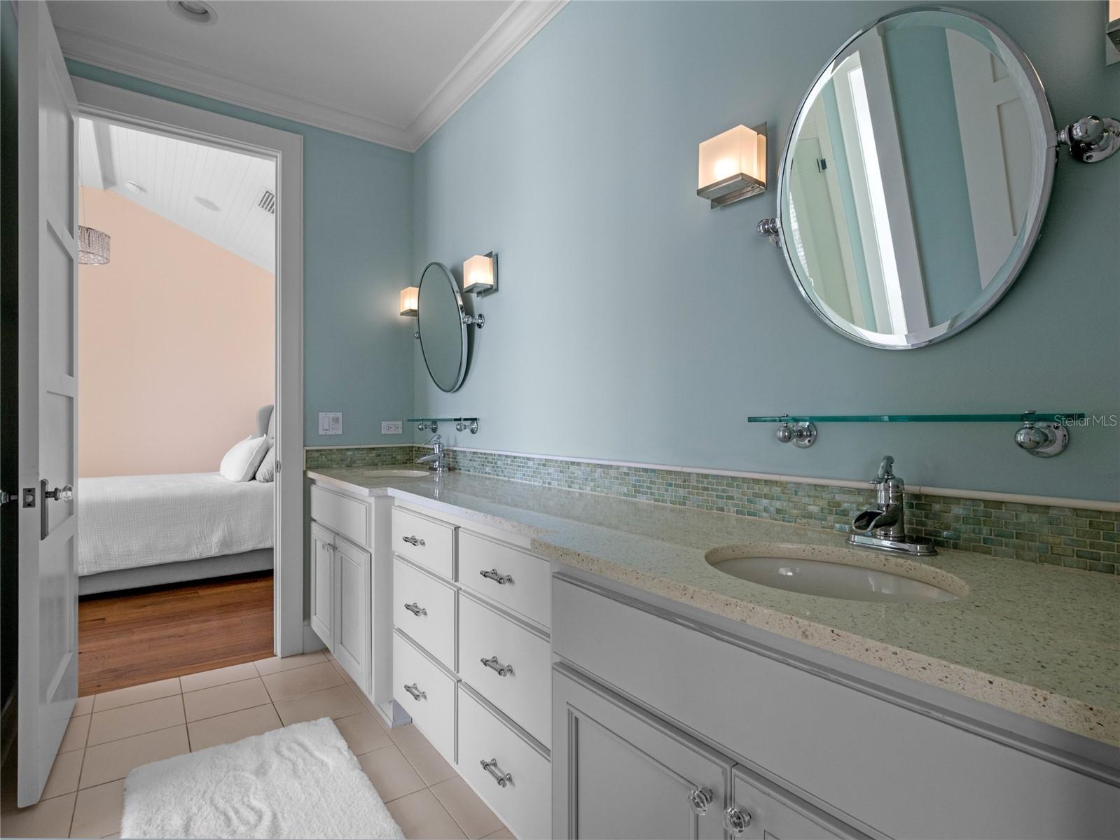 CYPRESS SHORES - - Residential