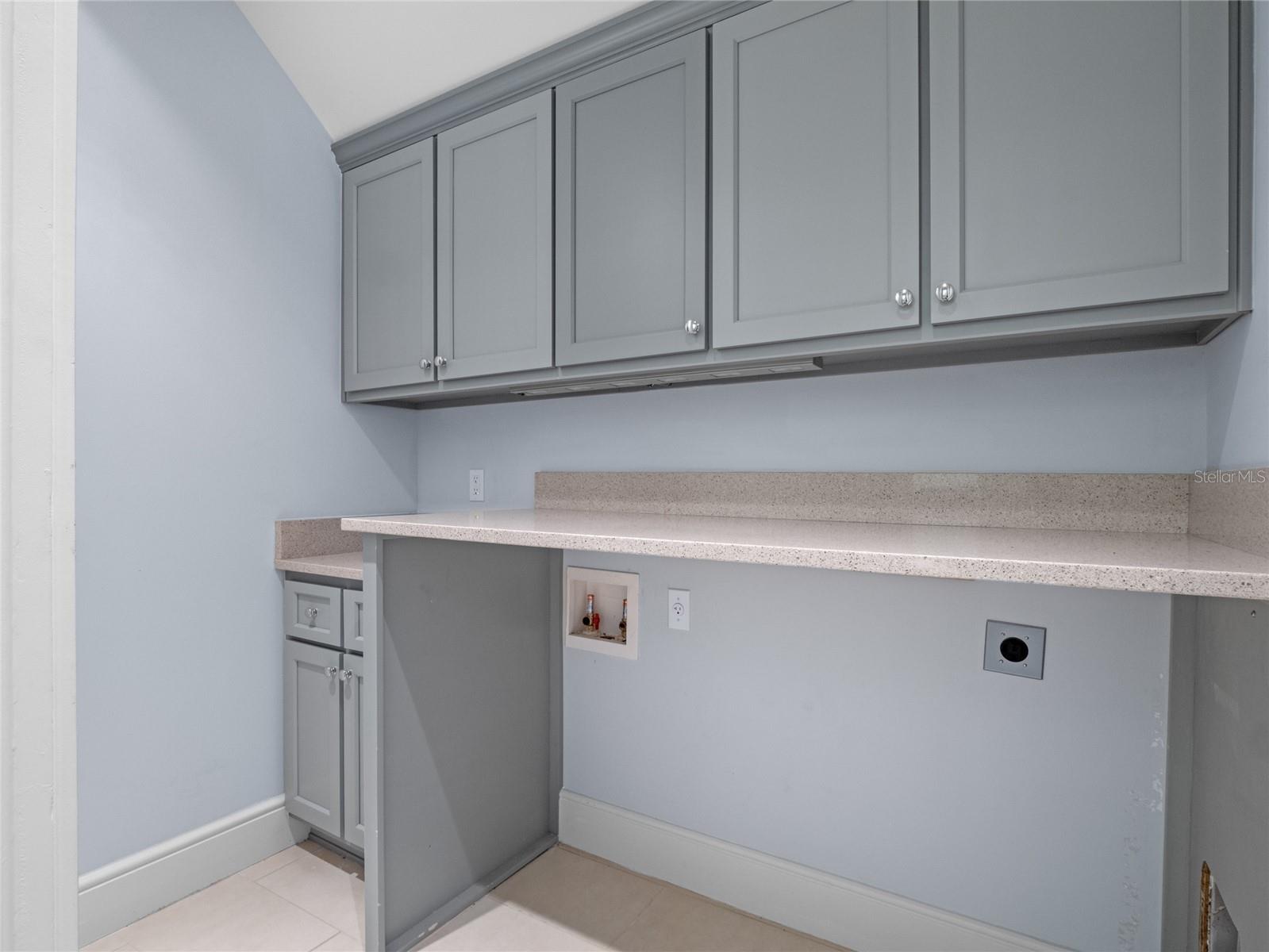 CYPRESS SHORES - - Residential