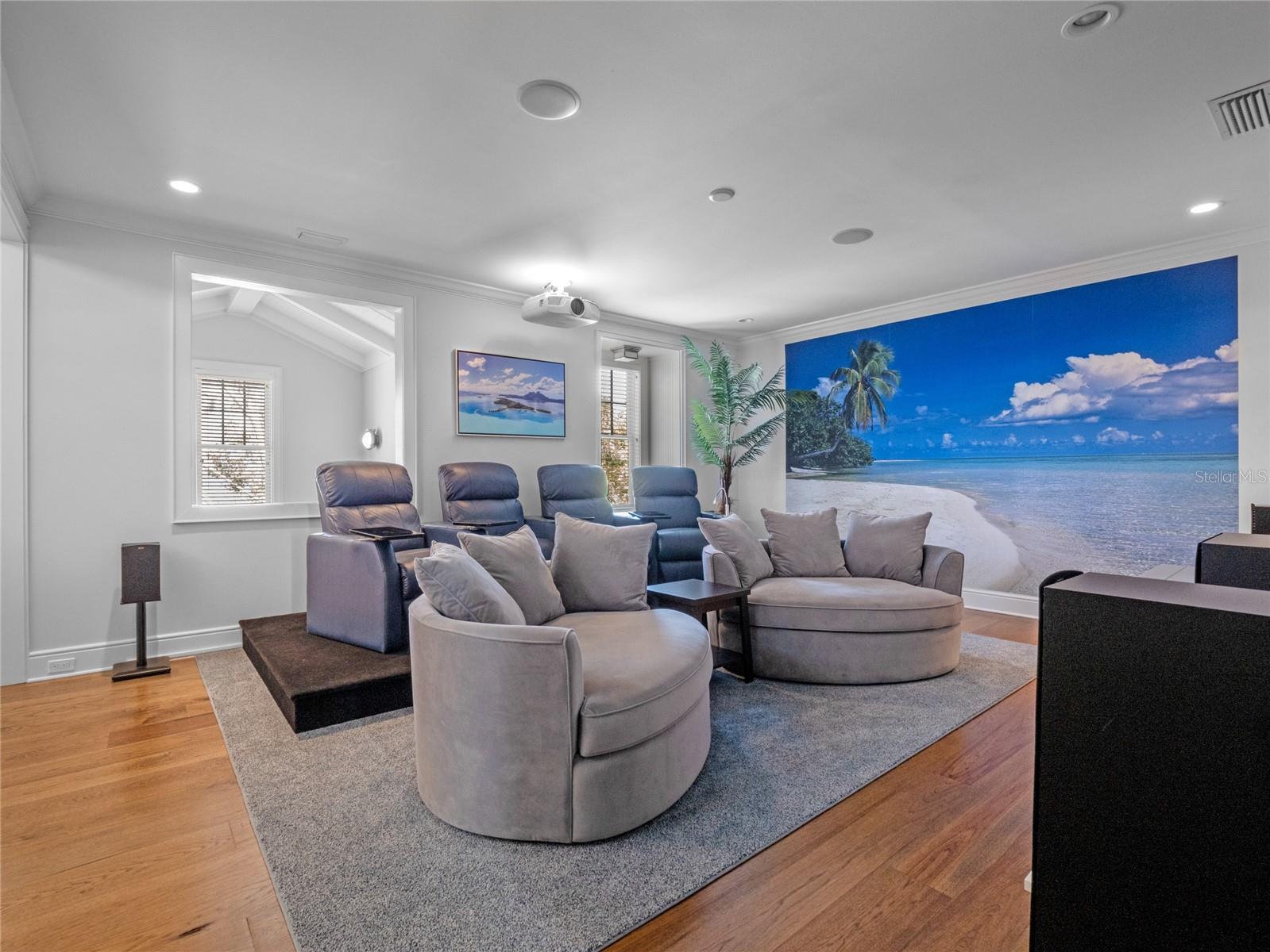 CYPRESS SHORES - - Residential