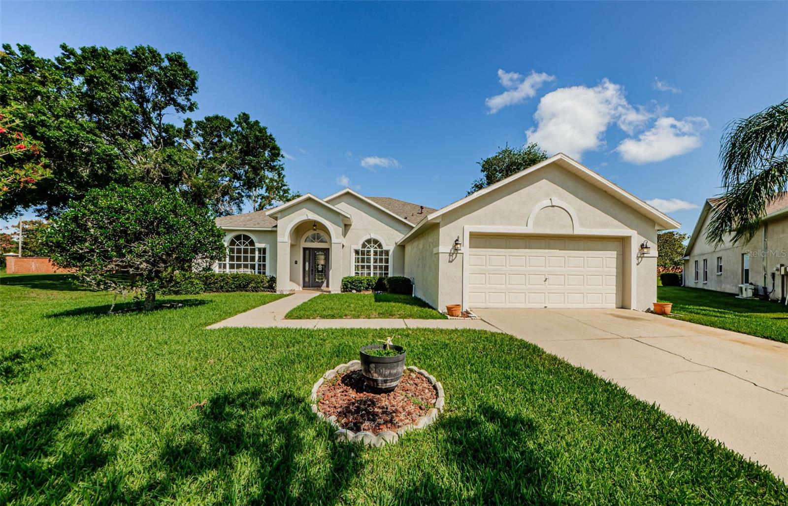 8604 HERONS COVE PLACE