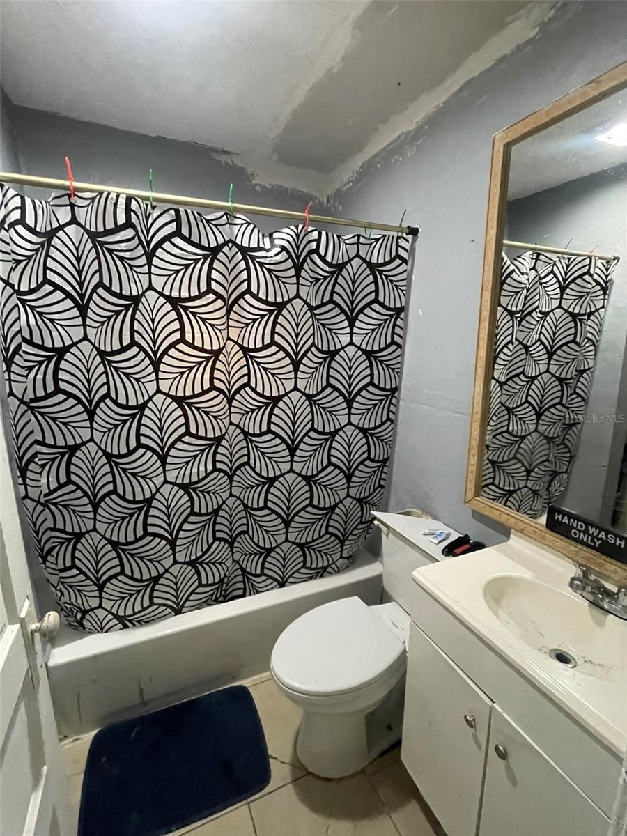 BIG BAYOU SUB FLORENCE GOLDIES REV - Residential