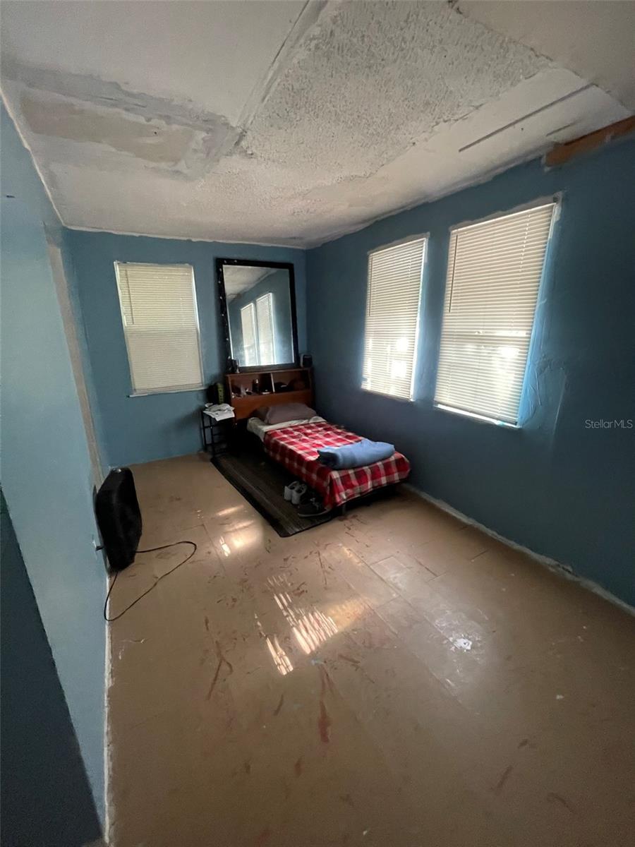 BIG BAYOU SUB FLORENCE GOLDIES REV - Residential