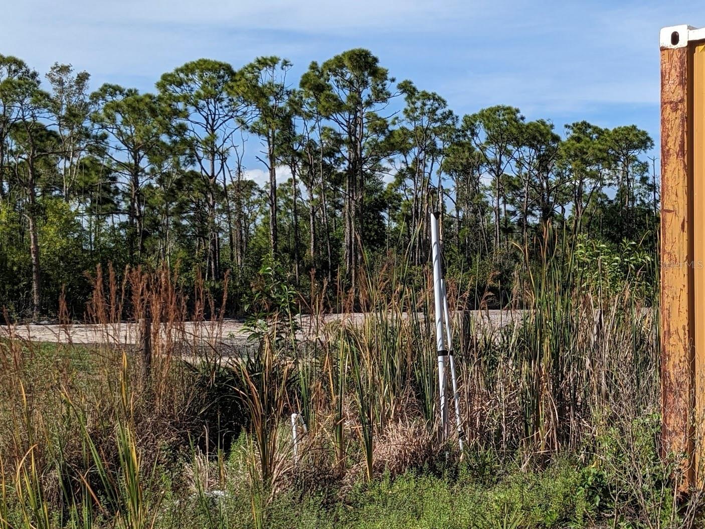 CAUGHEYS RANCHETTES - Land