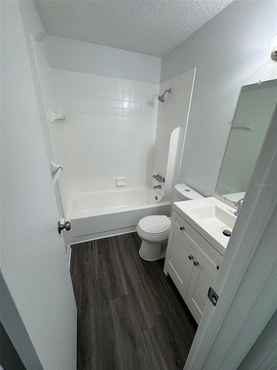 14TH STREET TOWNHOMES - Residential Lease