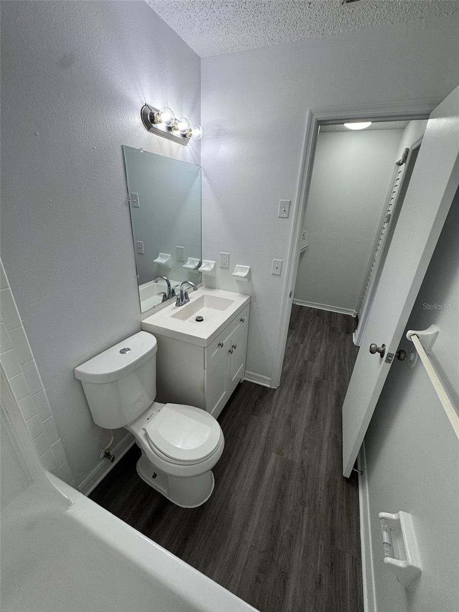 14TH STREET TOWNHOMES - Residential Lease