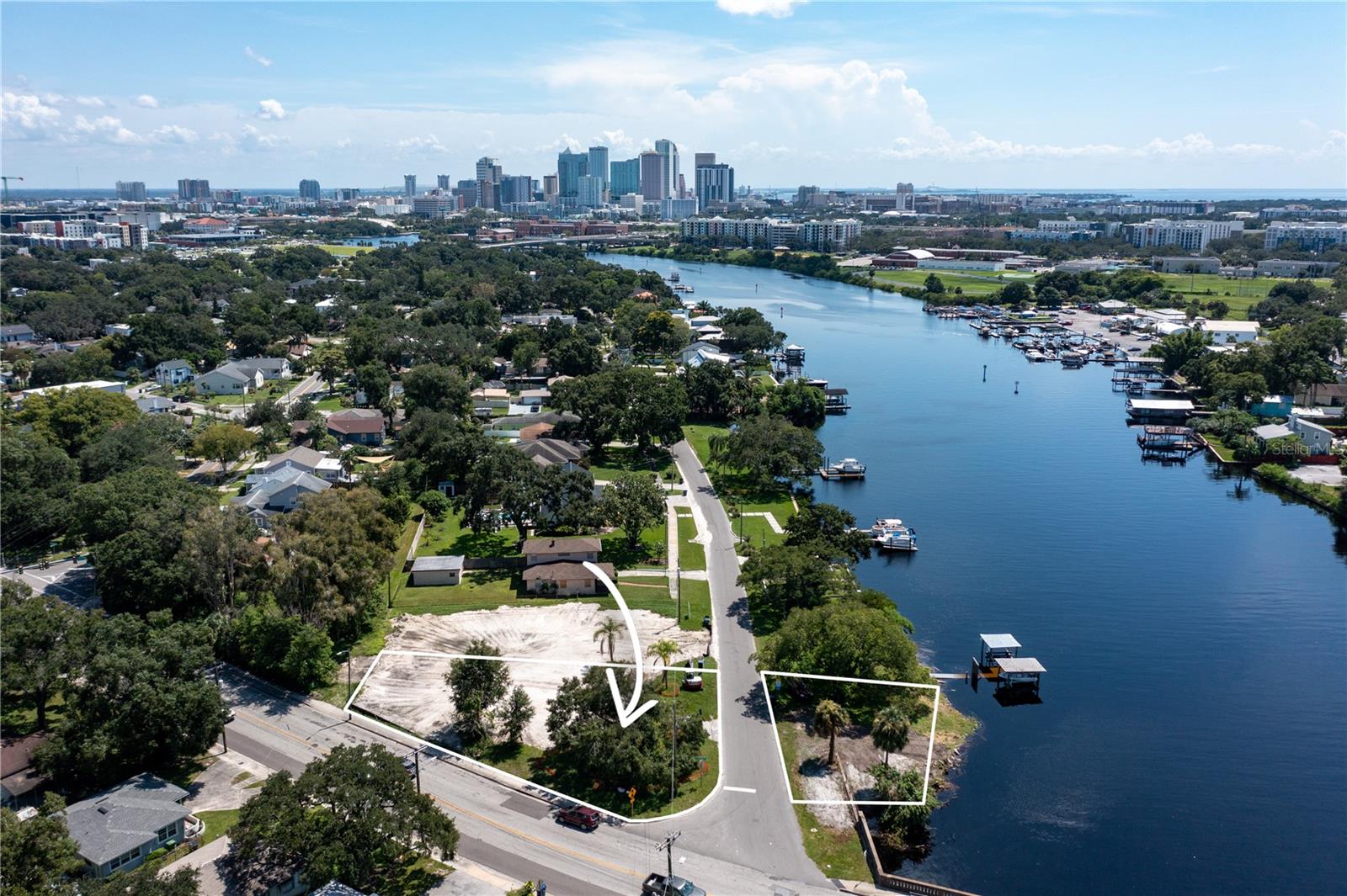 Prime Lot in the Heart of Tampa – Near Future Riverwalk Expansion!
Incredible opportunity to build your dream home on a spacious lot located right in the heart of Tampa. Nestled in a rapidly growing area with easy access to downtown, Armature Works, and just steps away from the planned Riverwalk expansion, this location offers unbeatable lifestyle potential and long-term value.
Whether you’re looking to build a custom residence or invest in one of Tampa’s most exciting neighborhoods, this lot is a rare find.