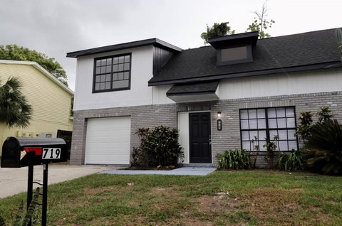 719 Gasparino Court, Seffner, FL 33584