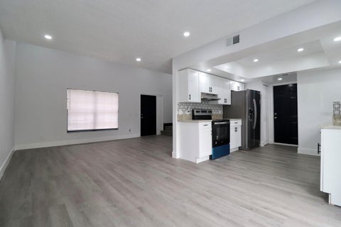 719 Gasparino Court, Seffner, FL 33584