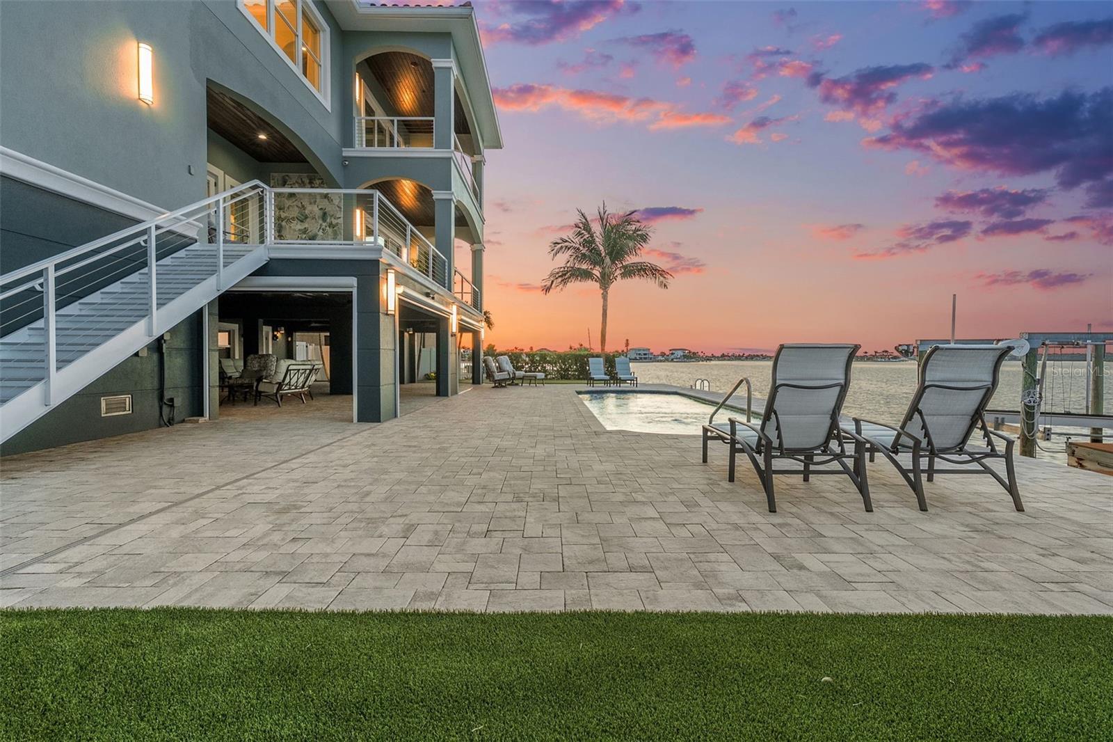 REDINGTON BEACH HOMES 5TH ADD - Residential